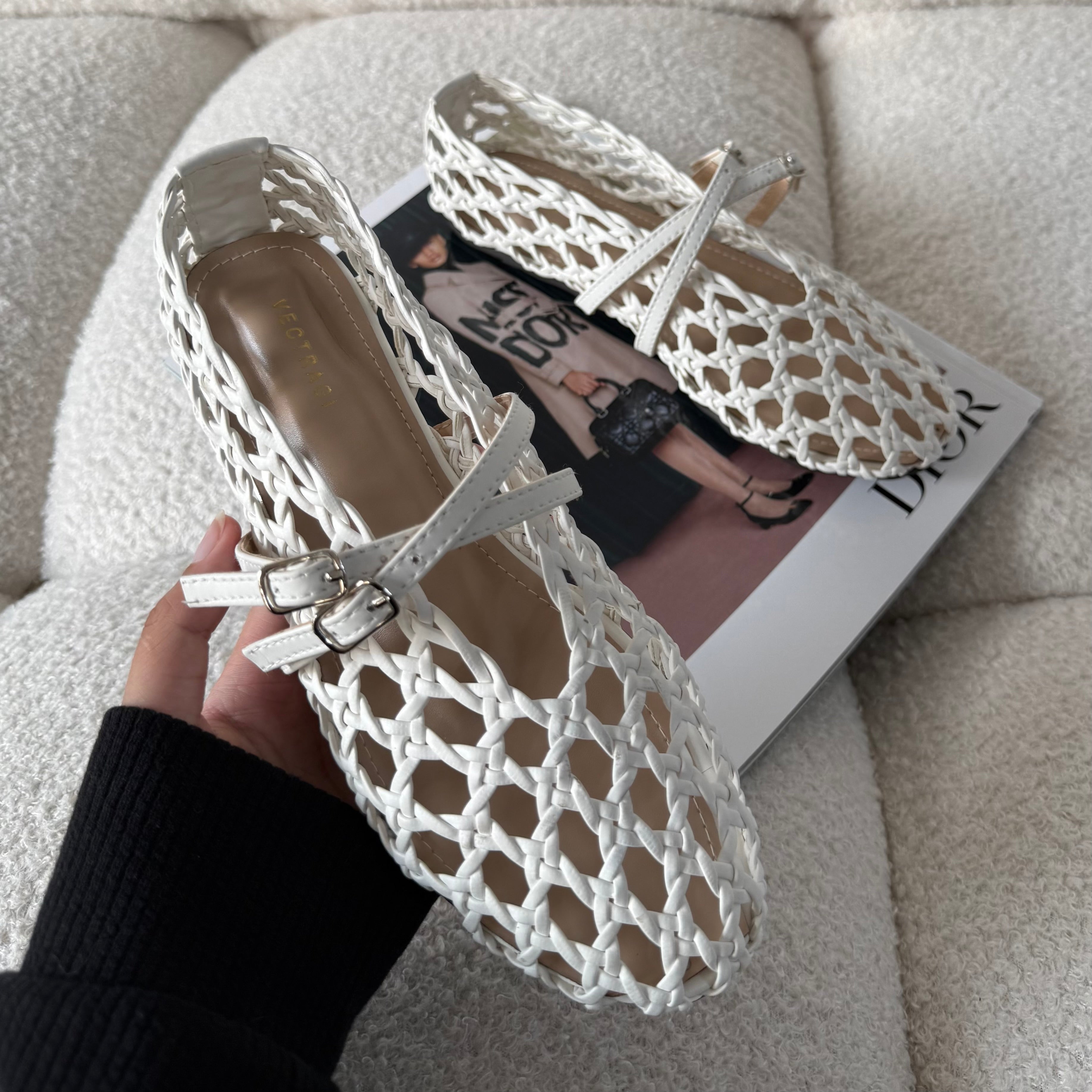 WHITE WOVEN FLATS