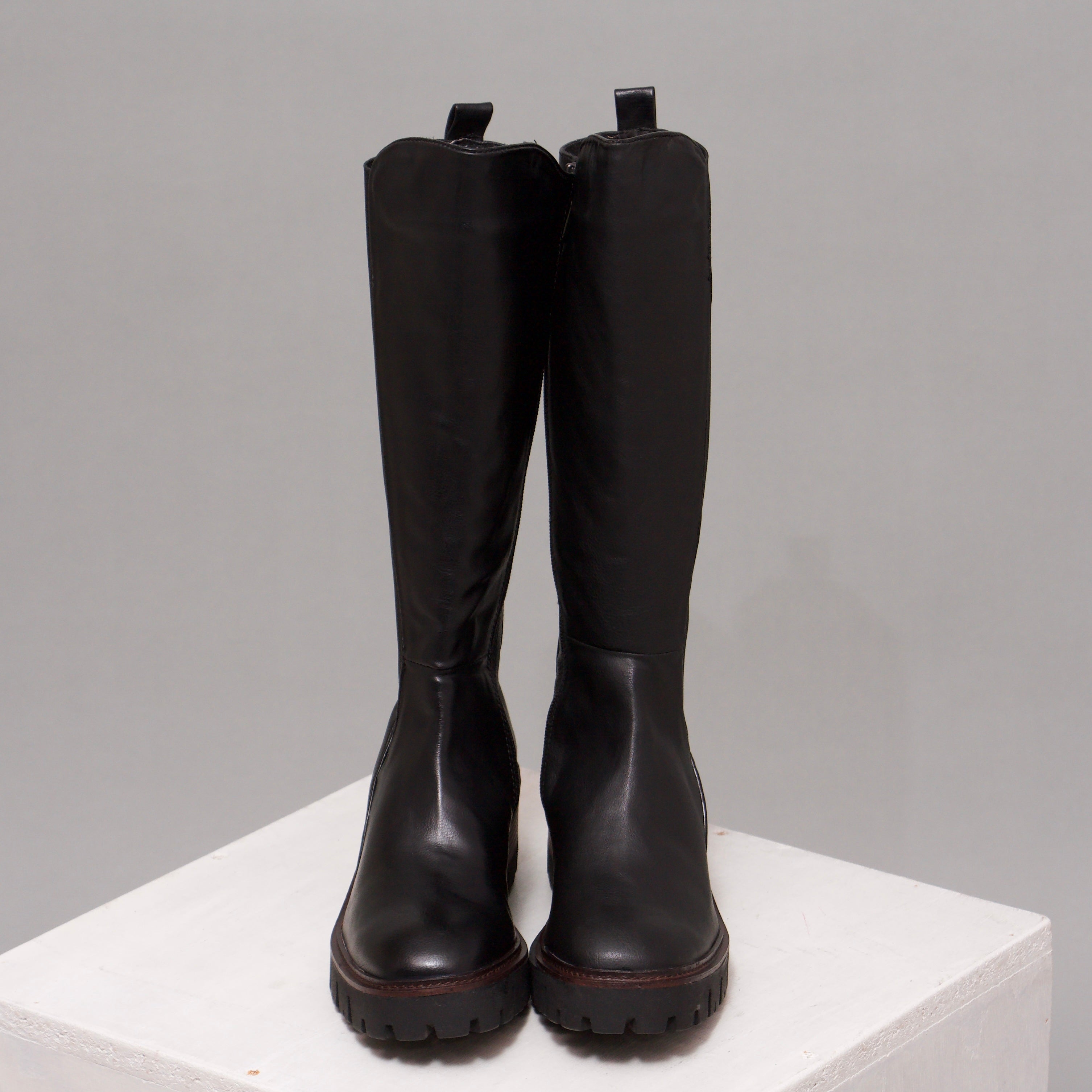 Chelsea dahlia long boots