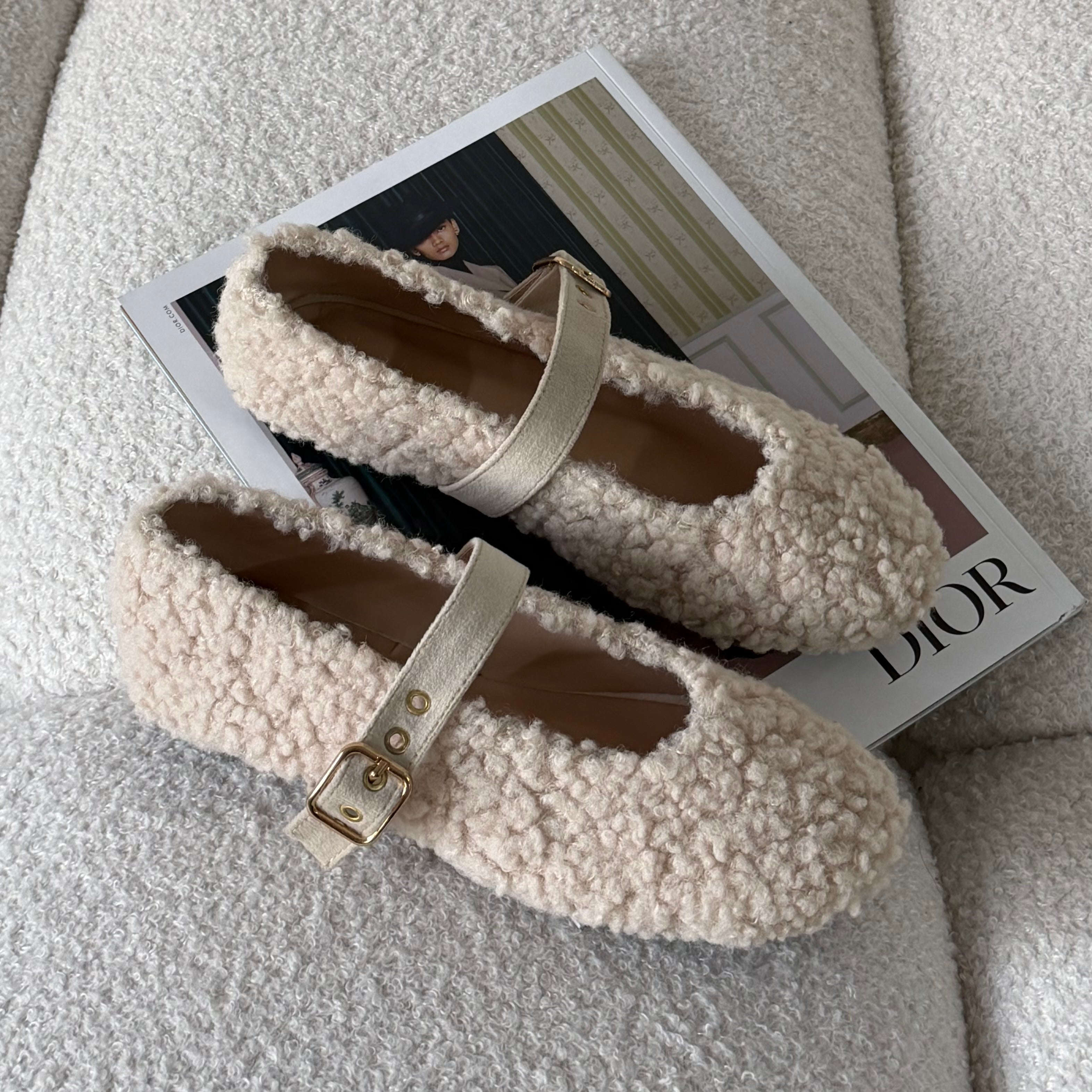 CREAM TEDDY BALLET FLATS