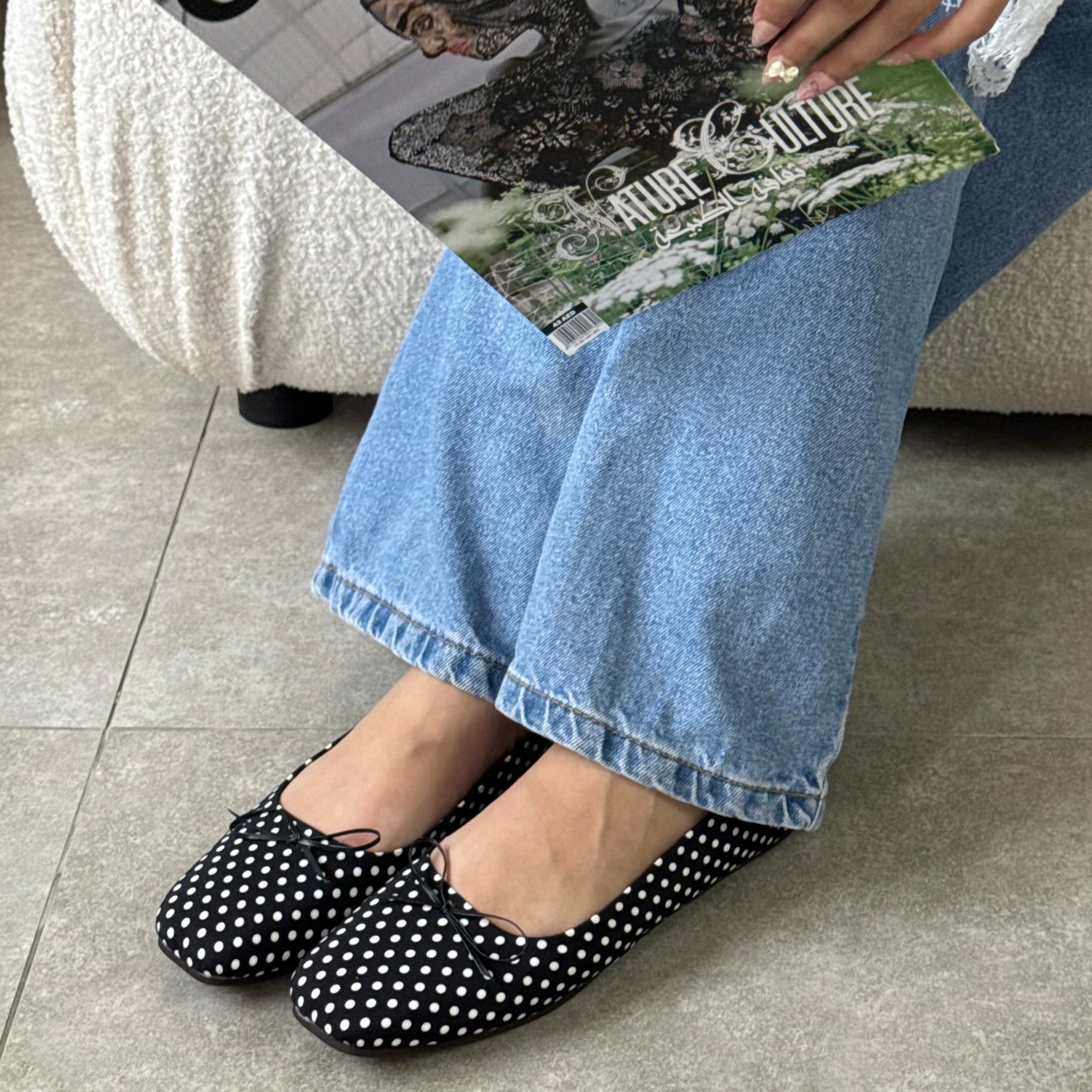 Black polka flats