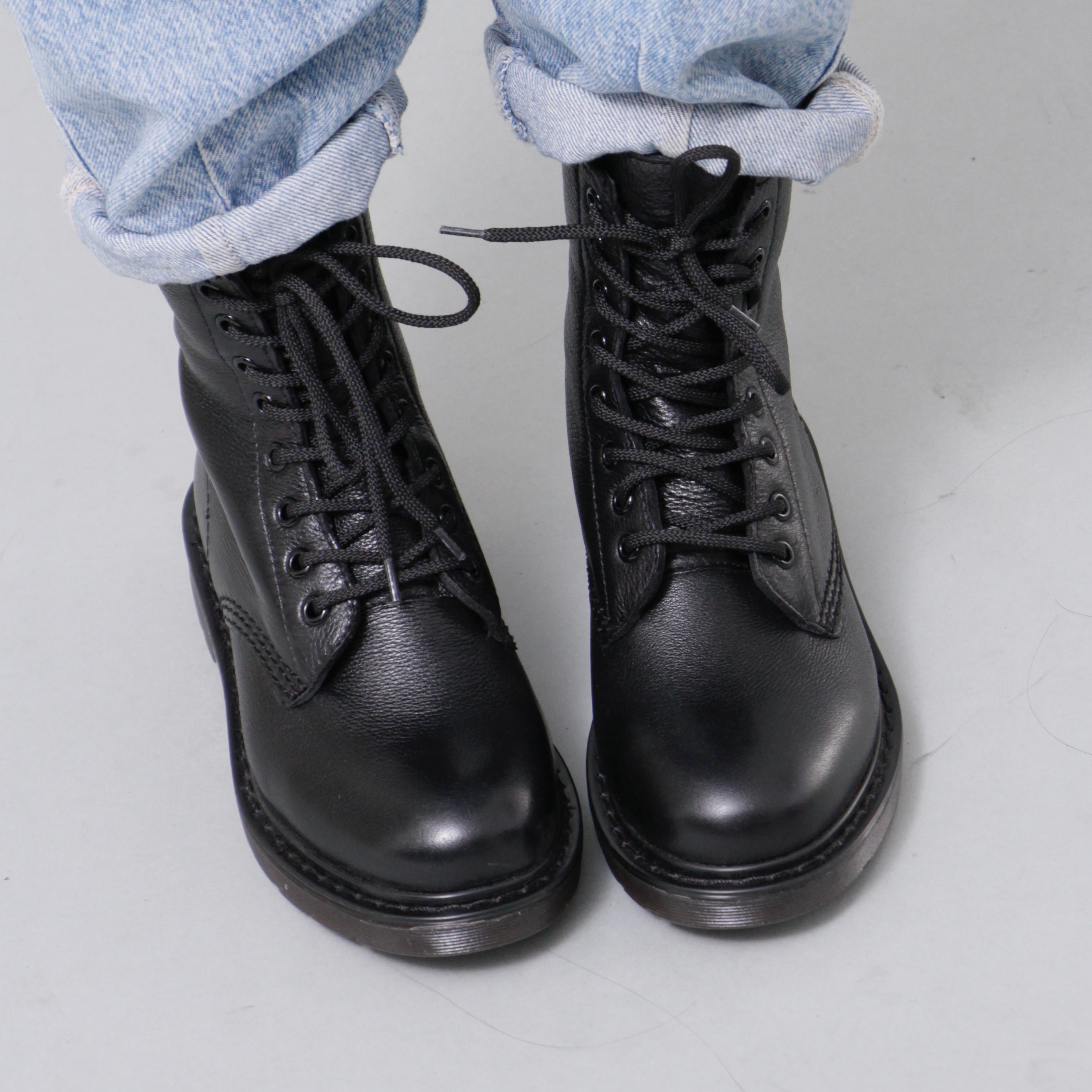 Classic black cow leather lace ups