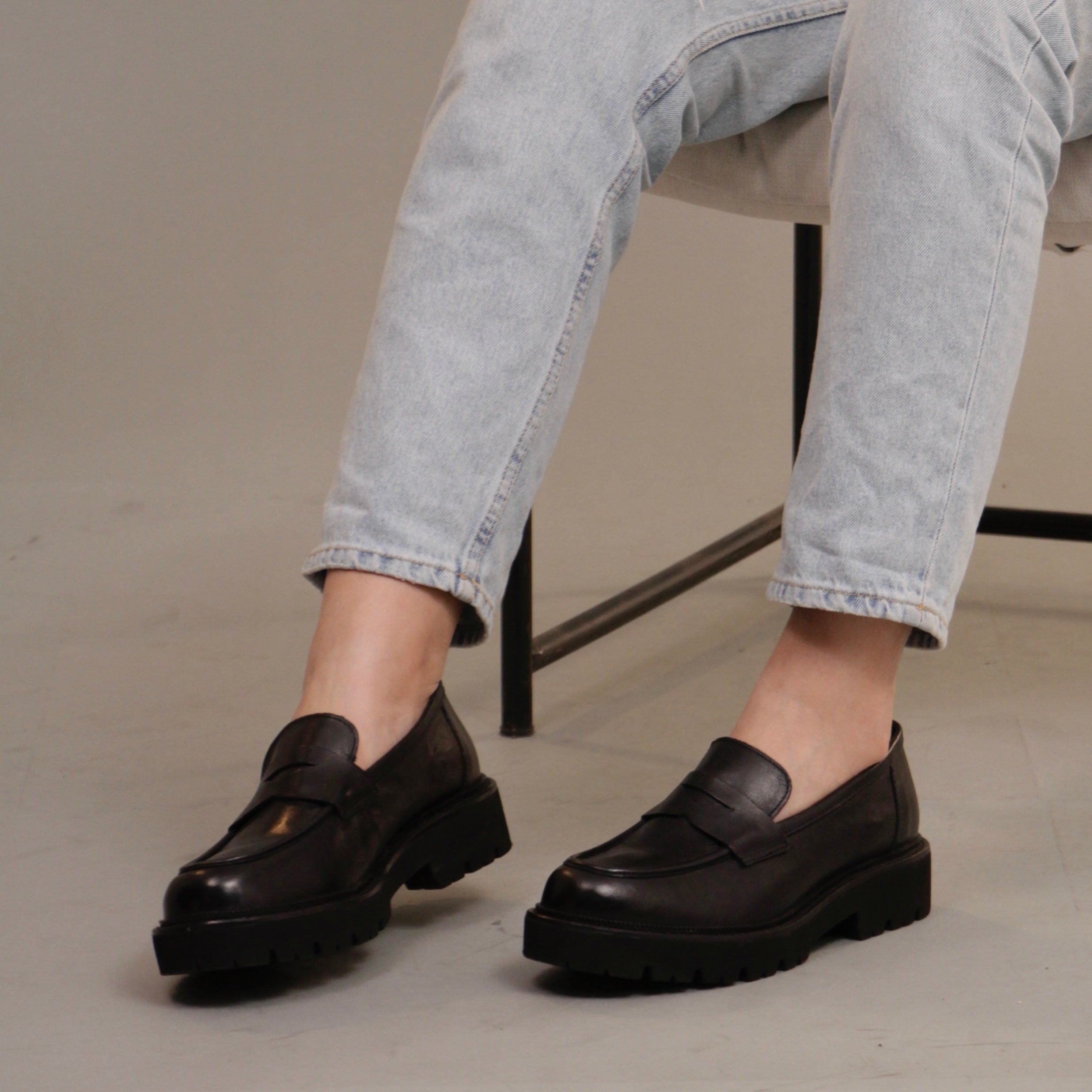 Klayton classic black chunky loafers