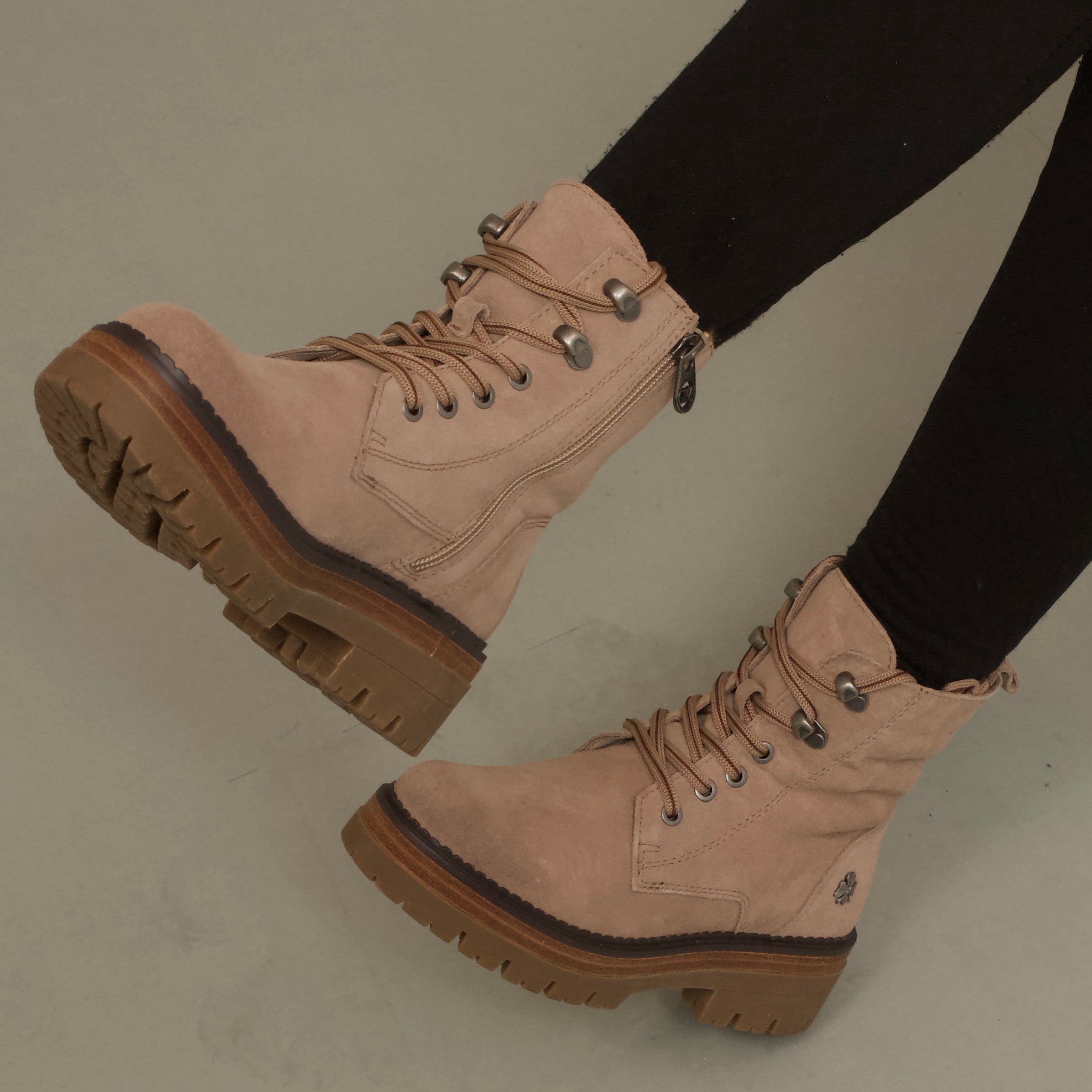 Suede honey glow boots