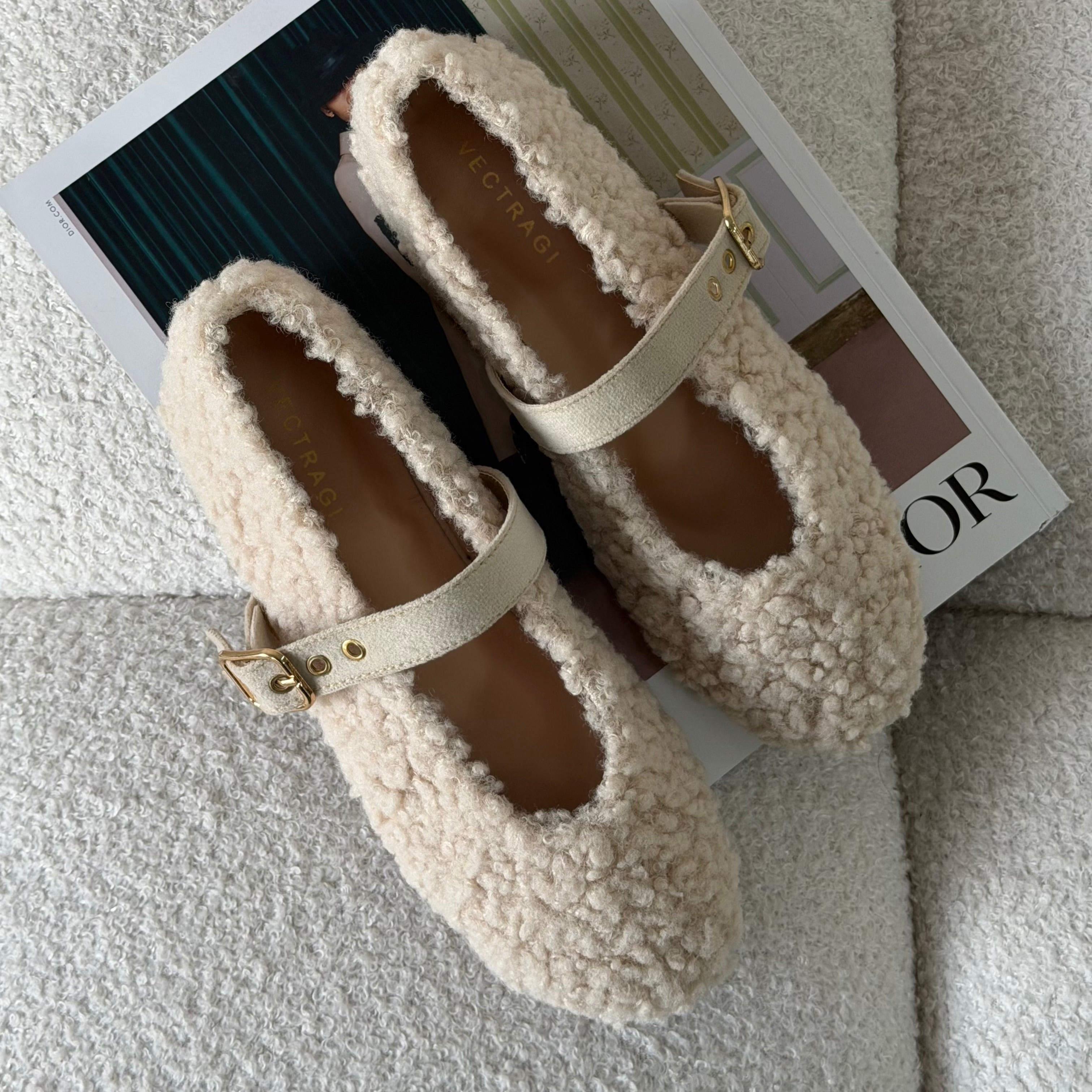 CREAM TEDDY BALLET FLATS