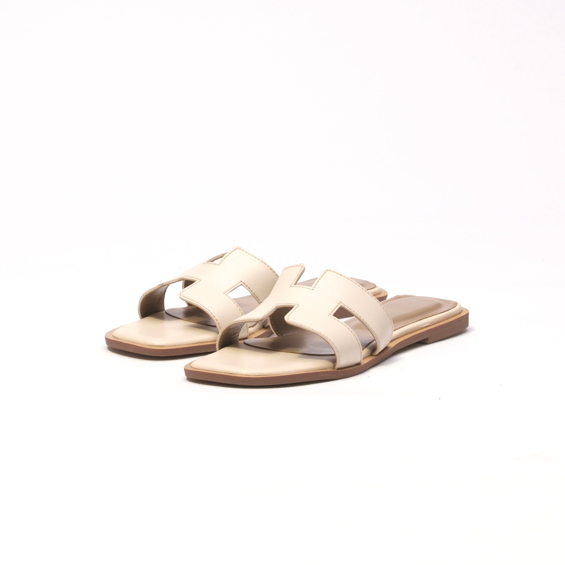 CREAM NOVA FLATS