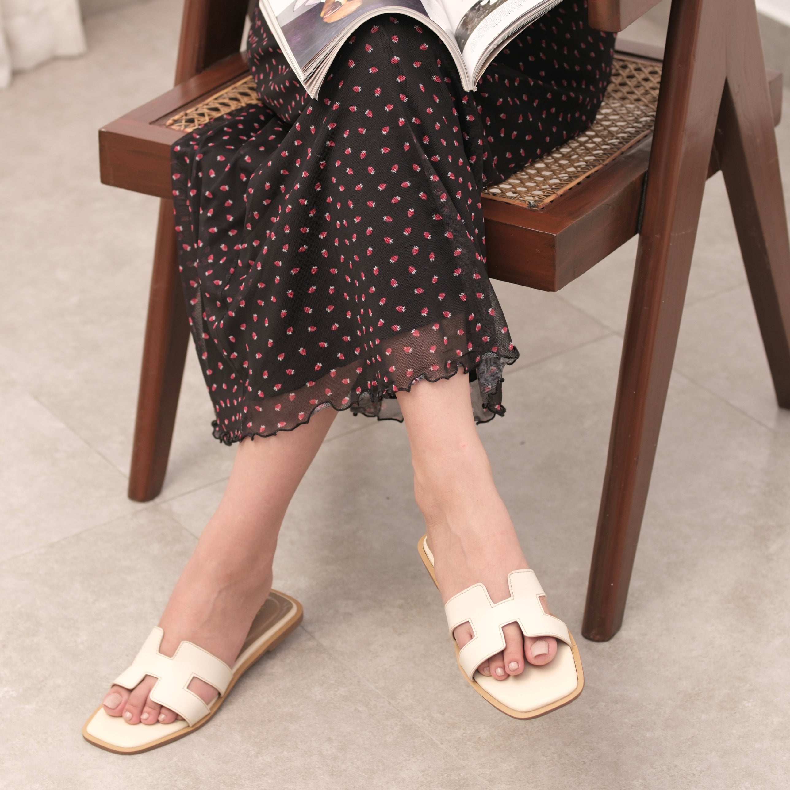 CREAM NOVA FLATS