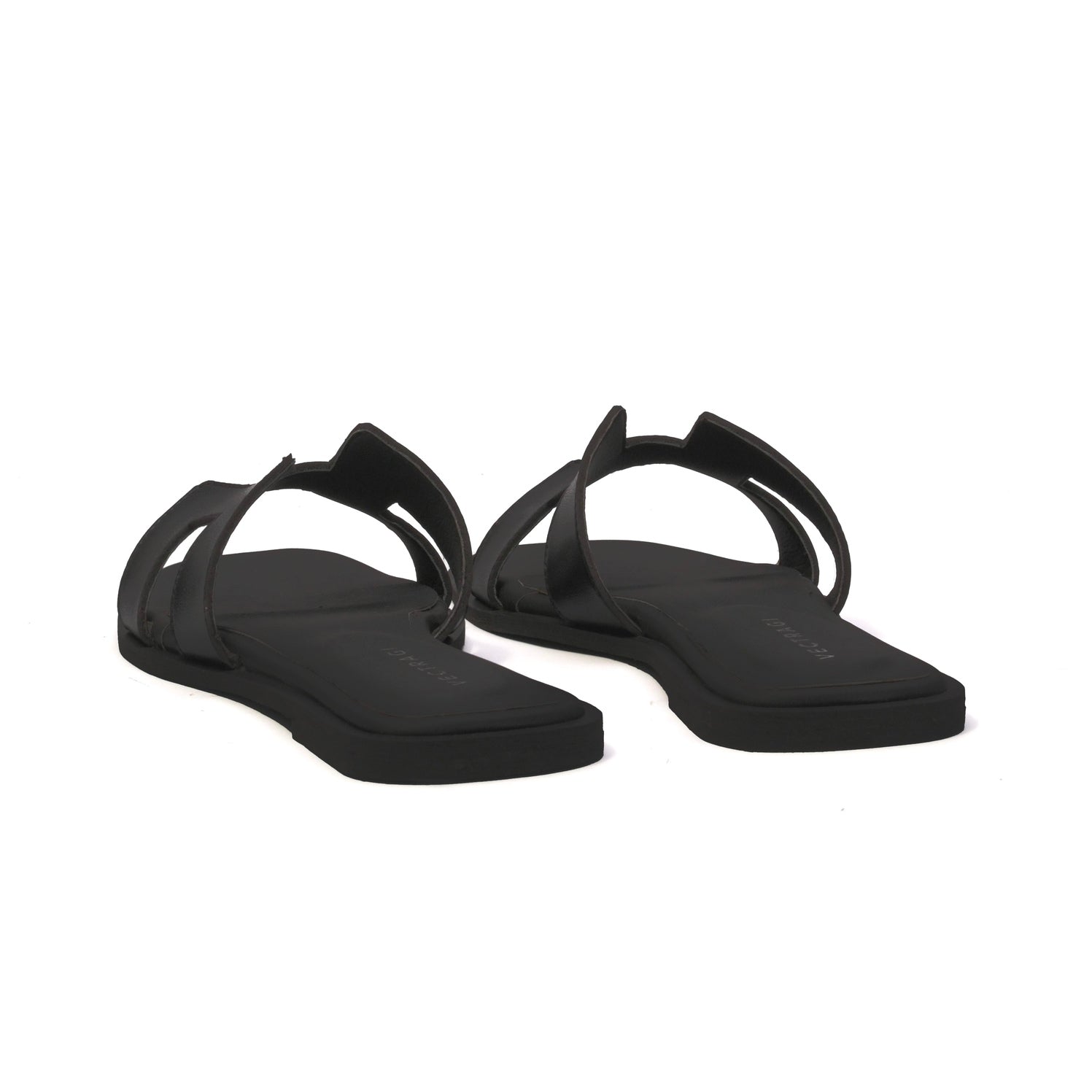 BLACK RAYA FLATS